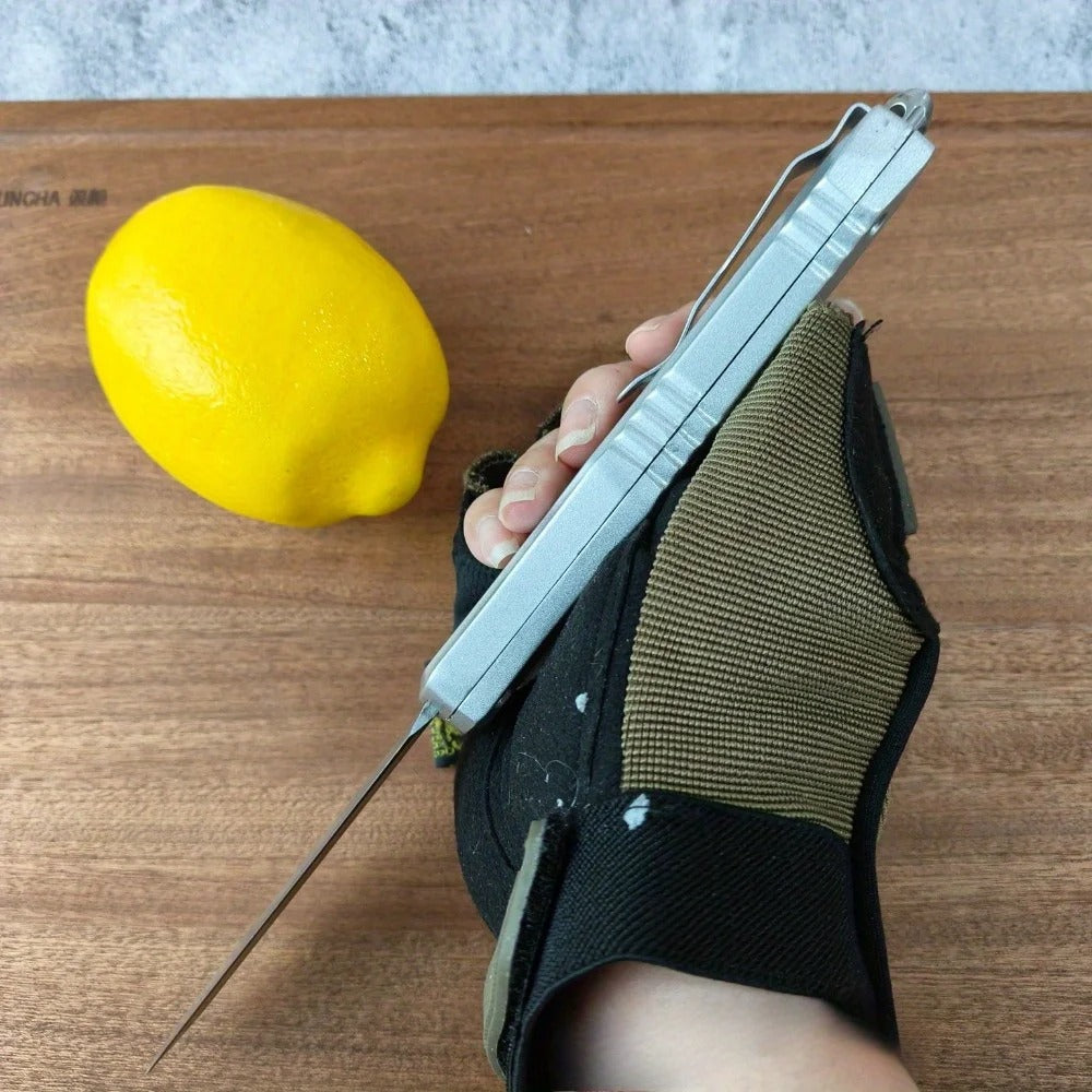 Big EDC Knife Model 8817 440C Blade Zinc Alloy