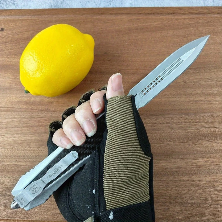 Big EDC Knife Model 8817 440C Blade Zinc Alloy